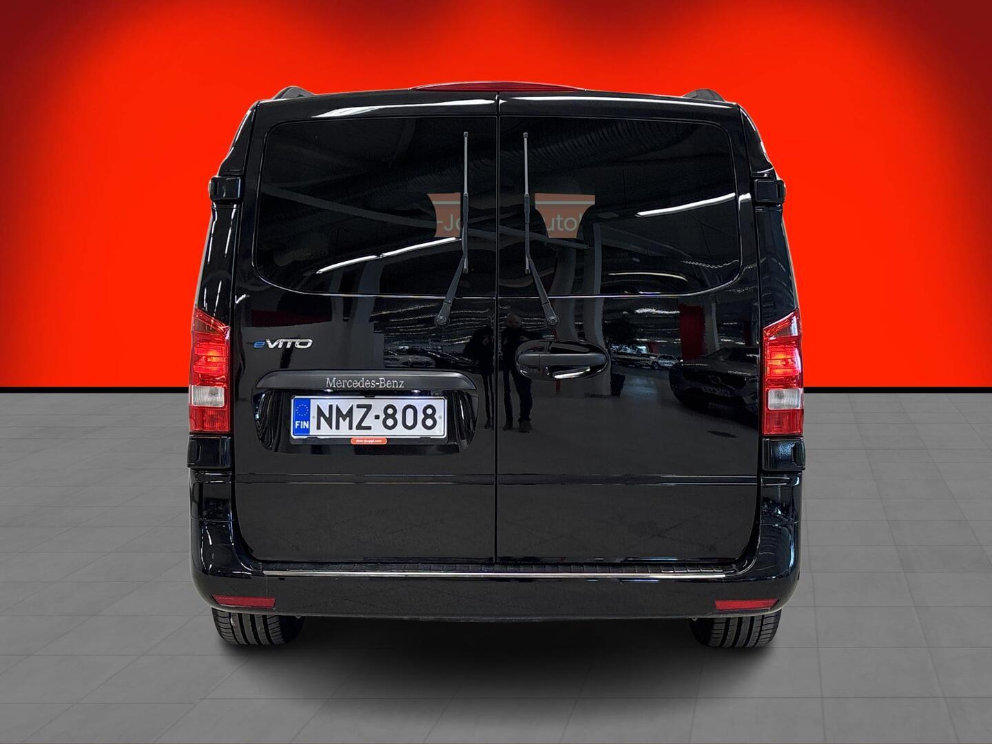 MERCEDES-BENZ Vito 2023