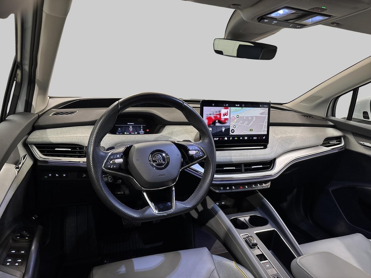 SKODA Enyaq 2024