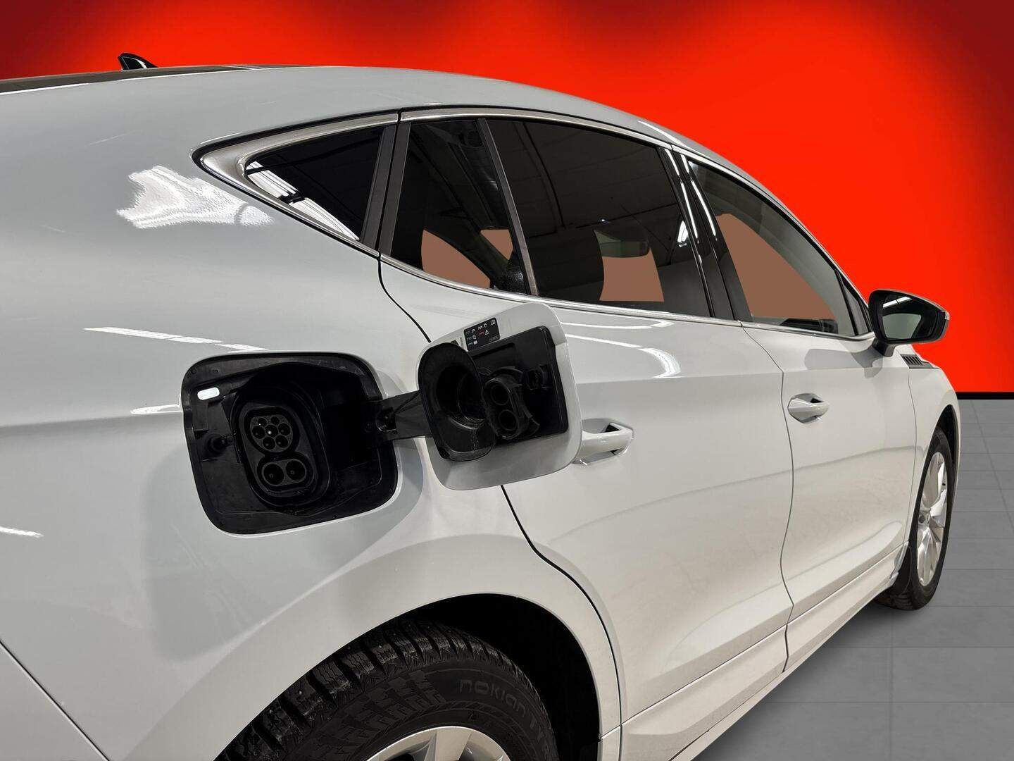 SKODA Enyaq 2024