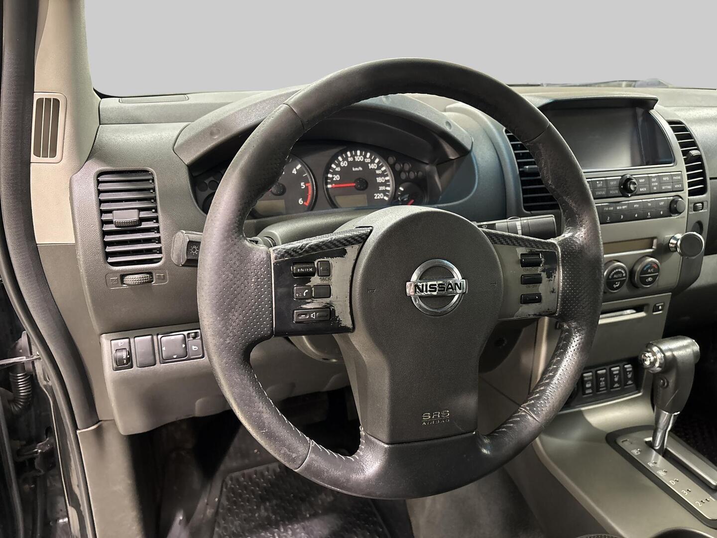 NISSAN Navara 2008