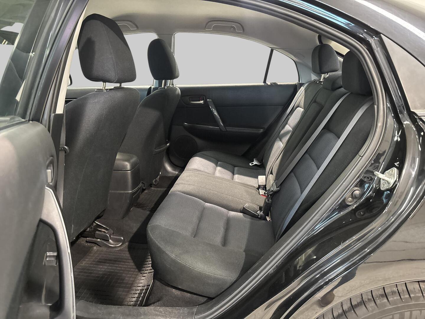 MAZDA 6 2005