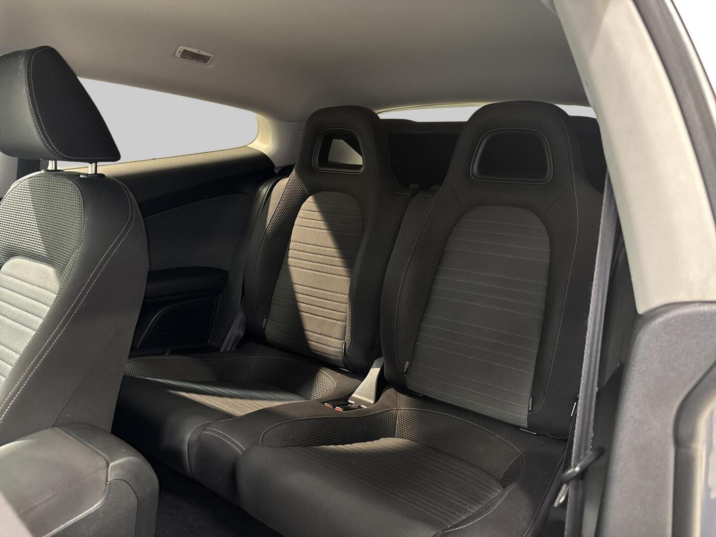 VOLKSWAGEN Scirocco 2009