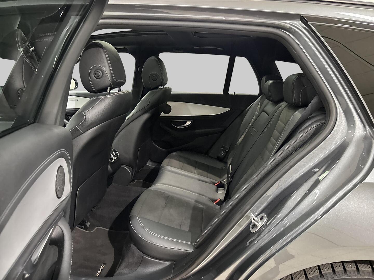 MERCEDES-BENZ E 2021