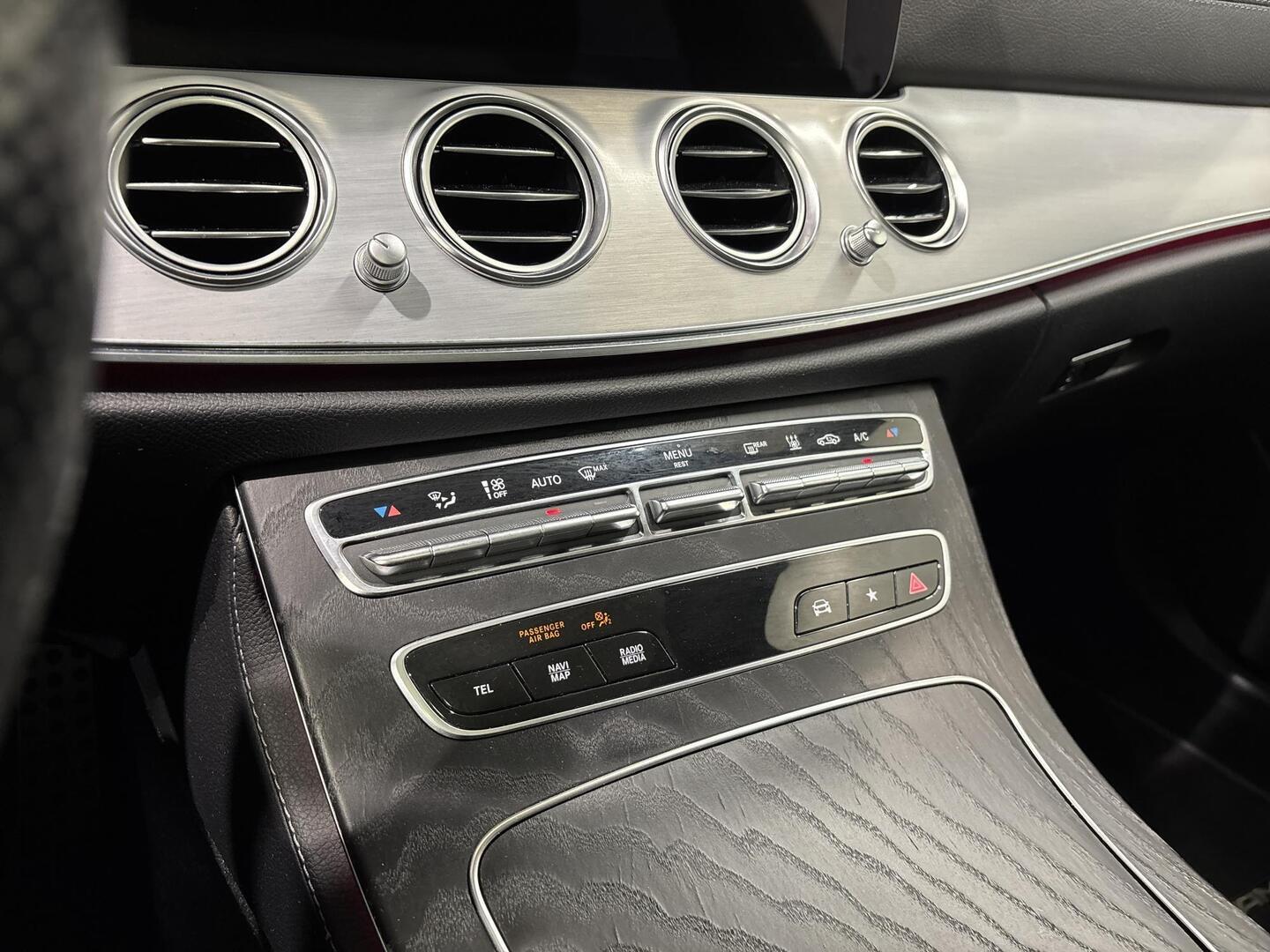 MERCEDES-BENZ E 2021