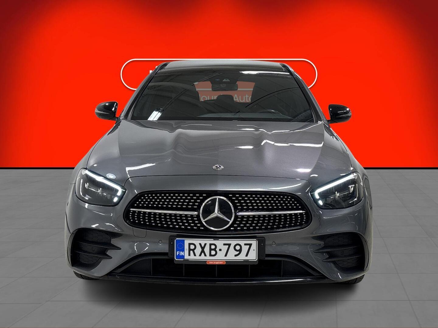 MERCEDES-BENZ E 2021