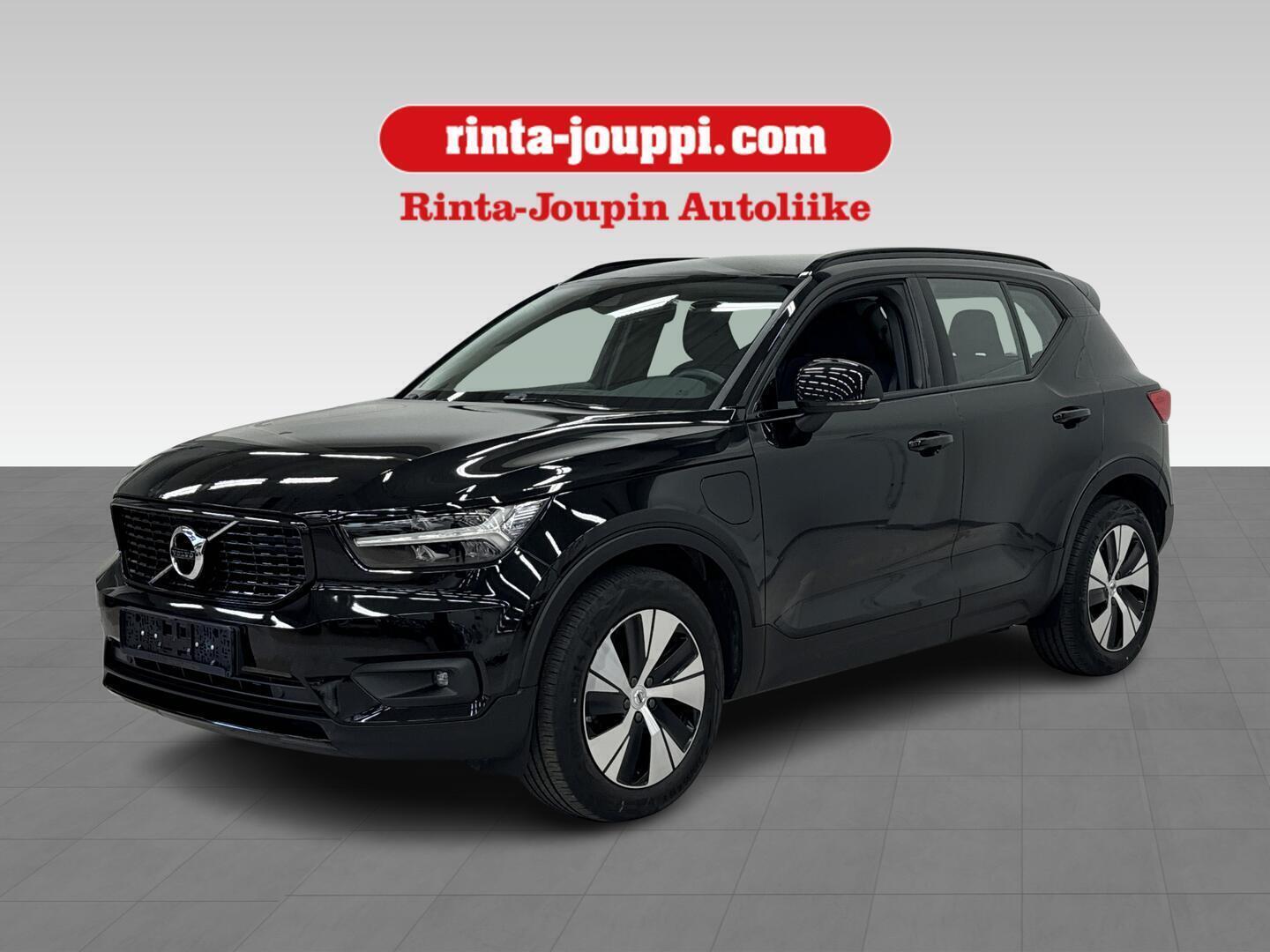 VOLVO XC40 2021