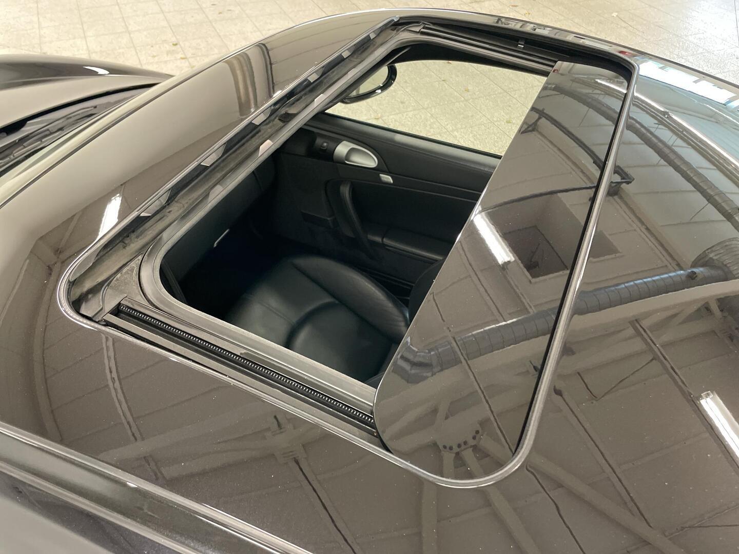 PORSCHE 911 2010