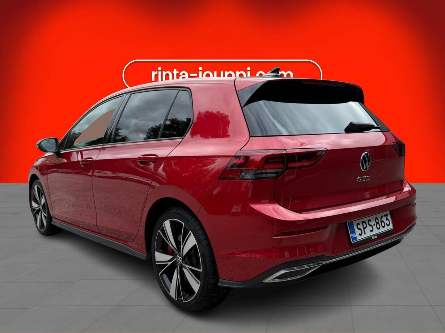 VOLKSWAGEN Golf 2021