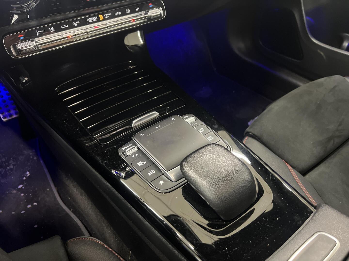 MERCEDES-BENZ CLA 2023