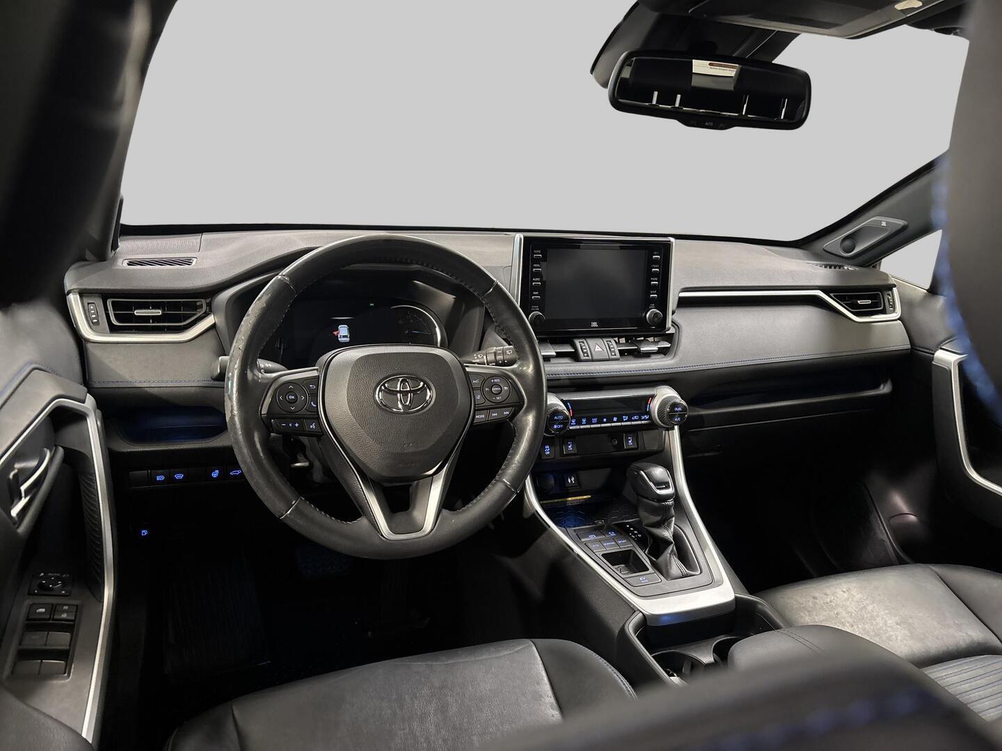TOYOTA RAV4 2020
