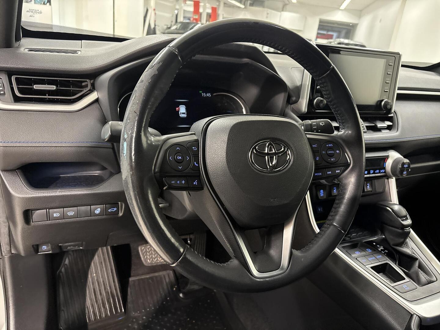 TOYOTA RAV4 2020