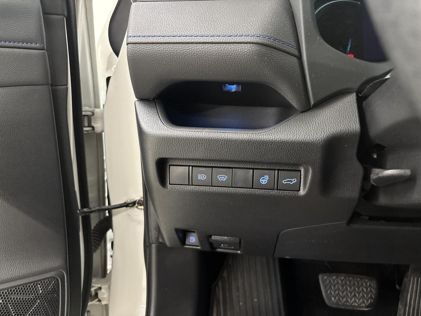 TOYOTA RAV4 2020