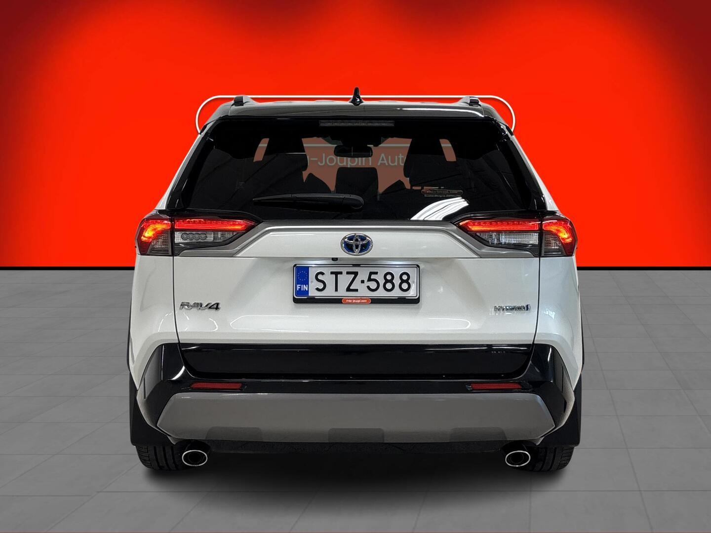 TOYOTA RAV4 2020