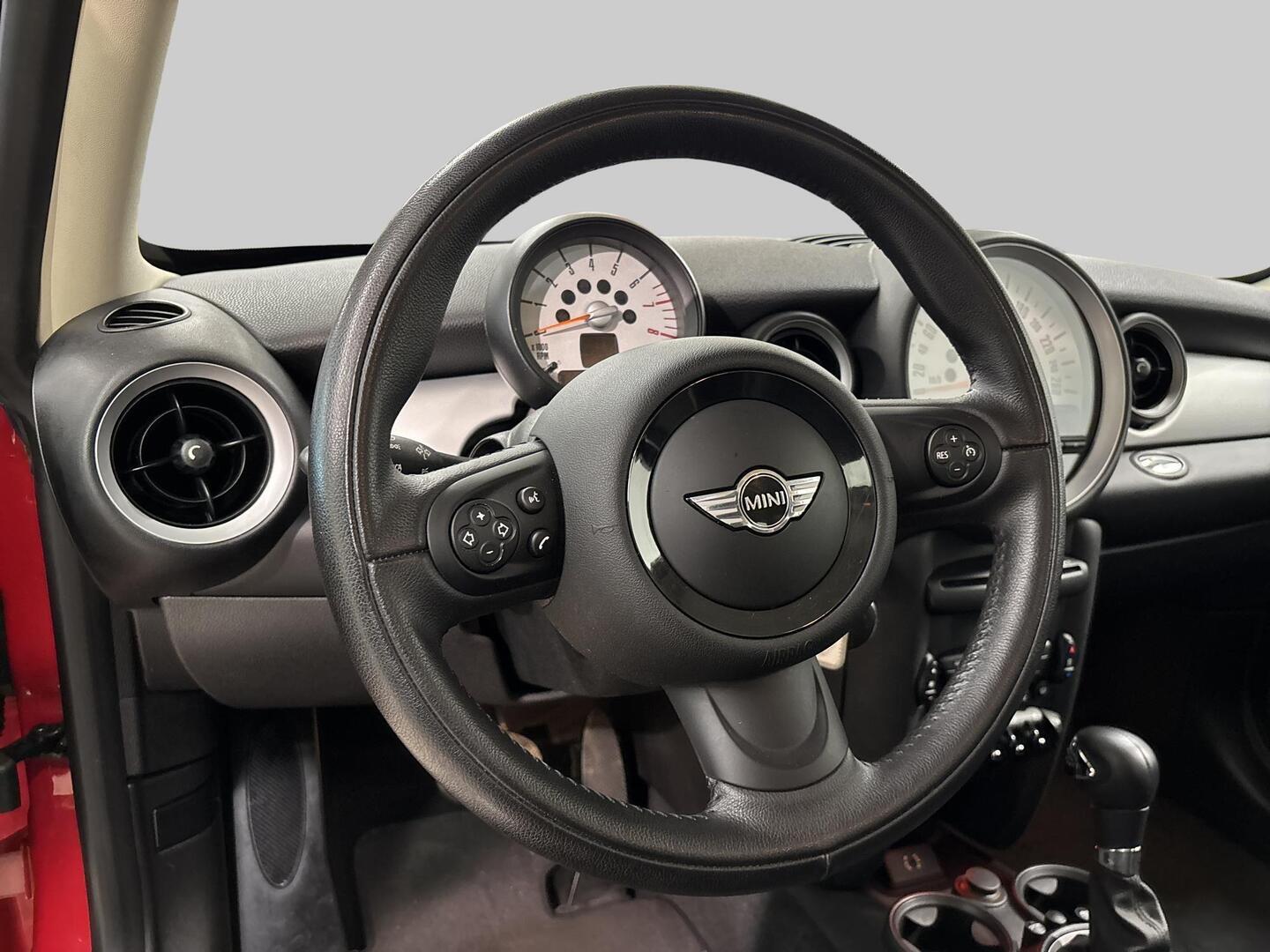 MINI Cooper 2013