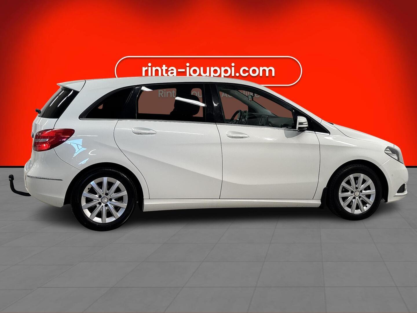 MERCEDES-BENZ B 2014