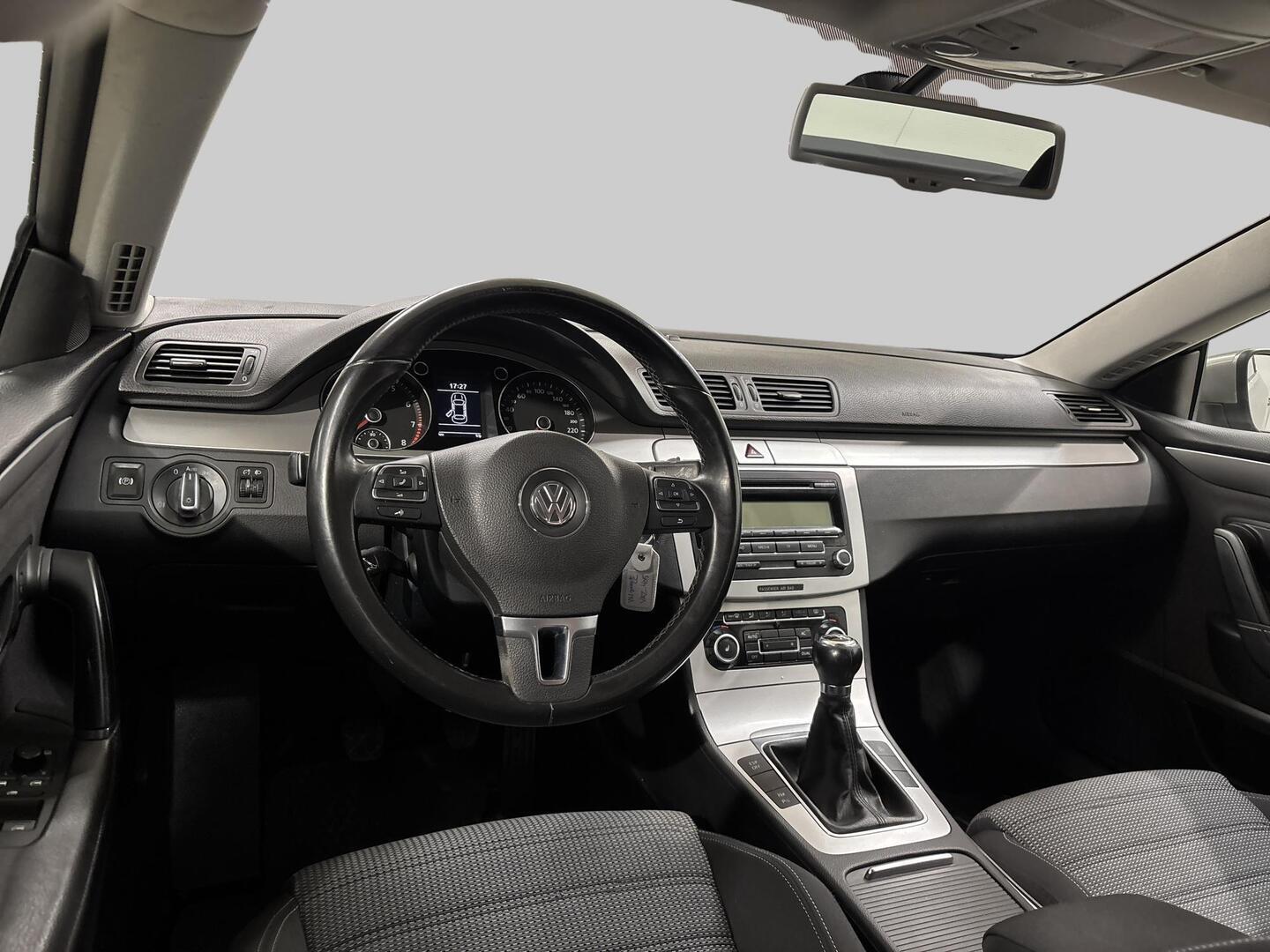 VOLKSWAGEN Passat CC 2009