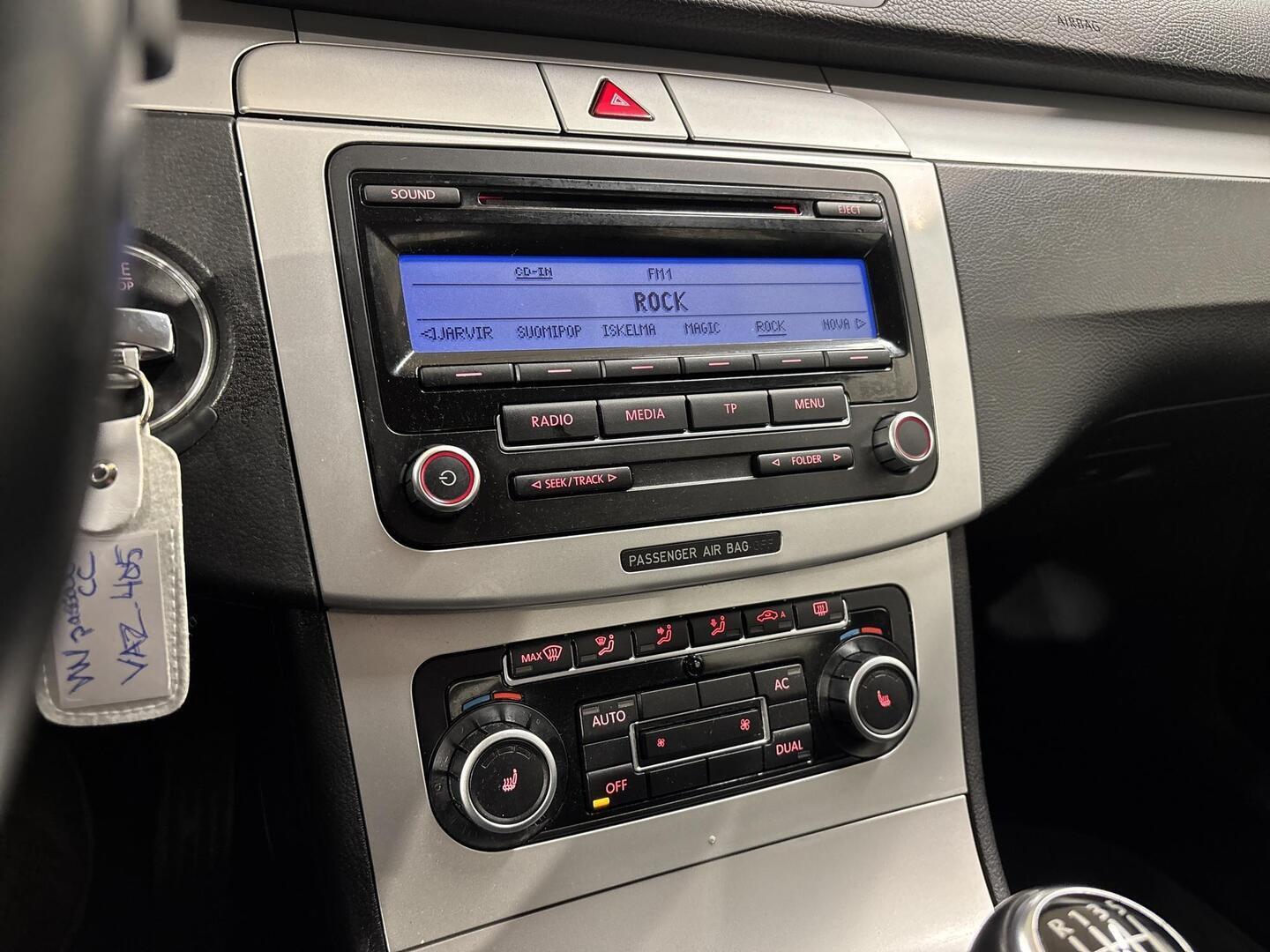 VOLKSWAGEN Passat CC 2009