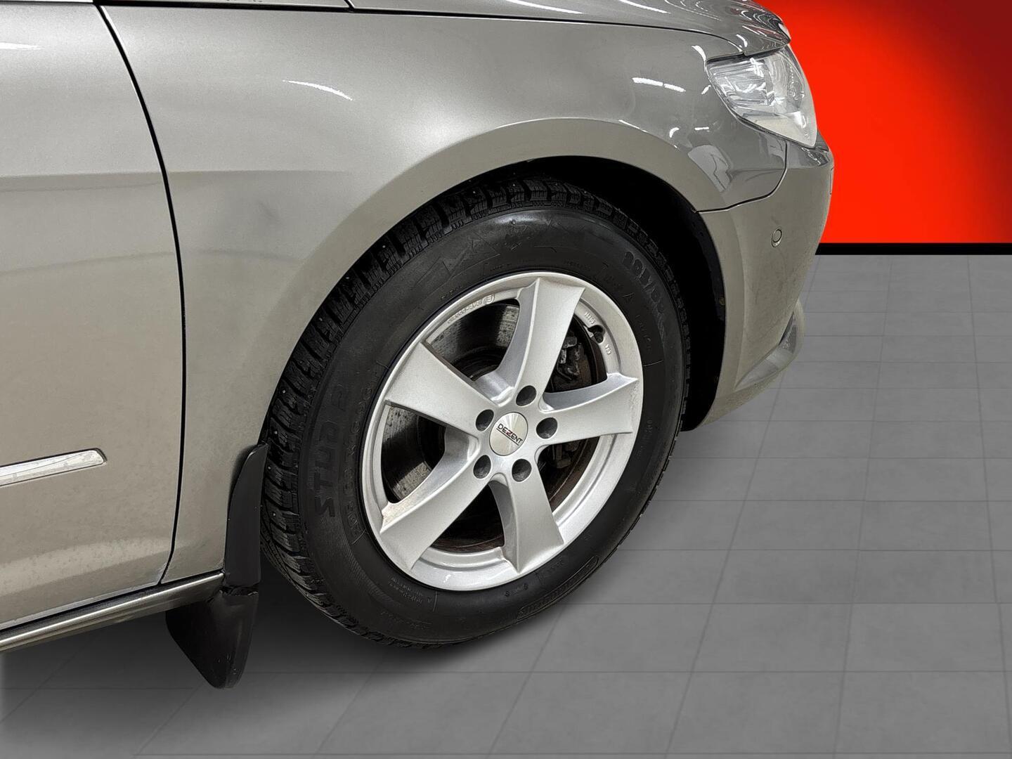 VOLKSWAGEN Passat CC 2009