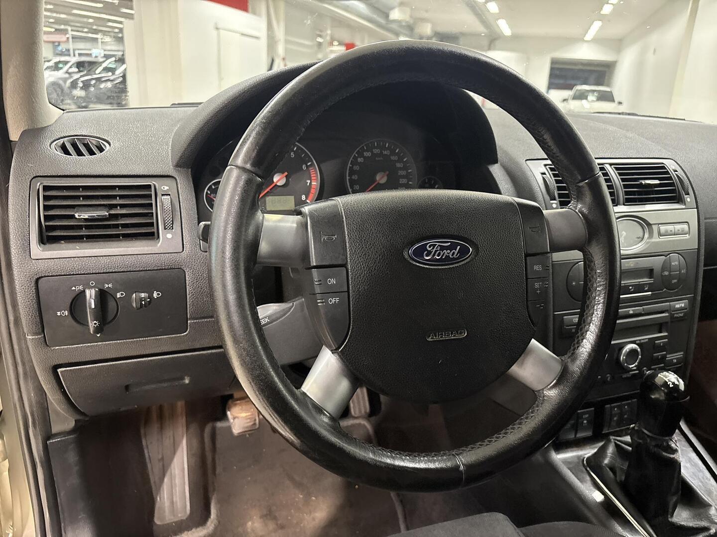 FORD Mondeo 2004