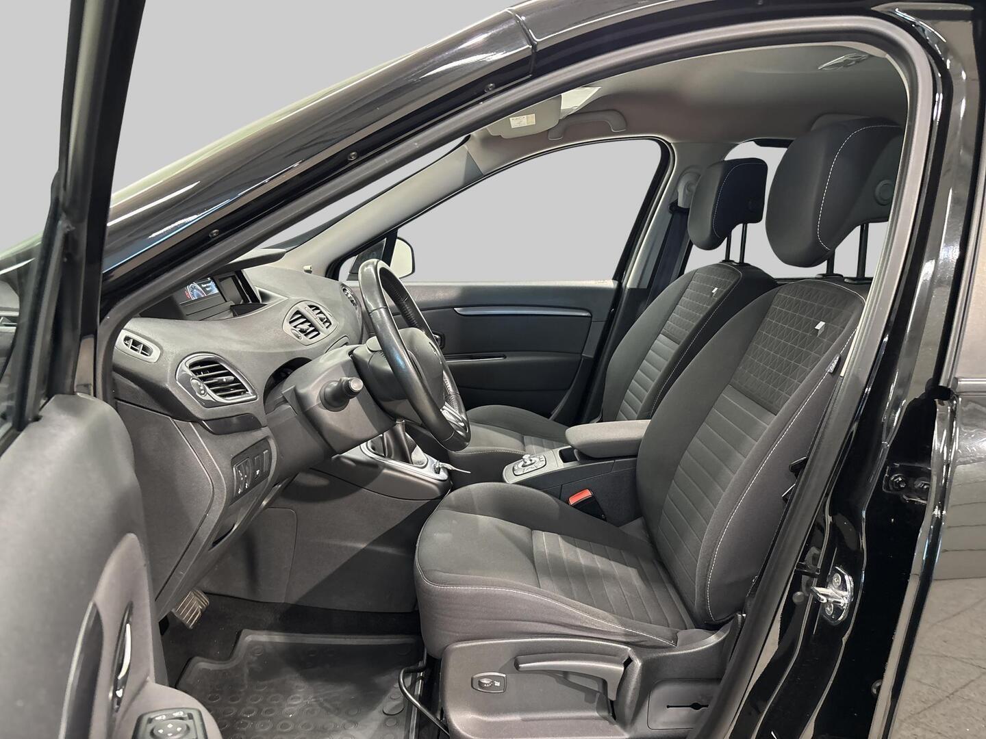 RENAULT Grand Scenic 2015