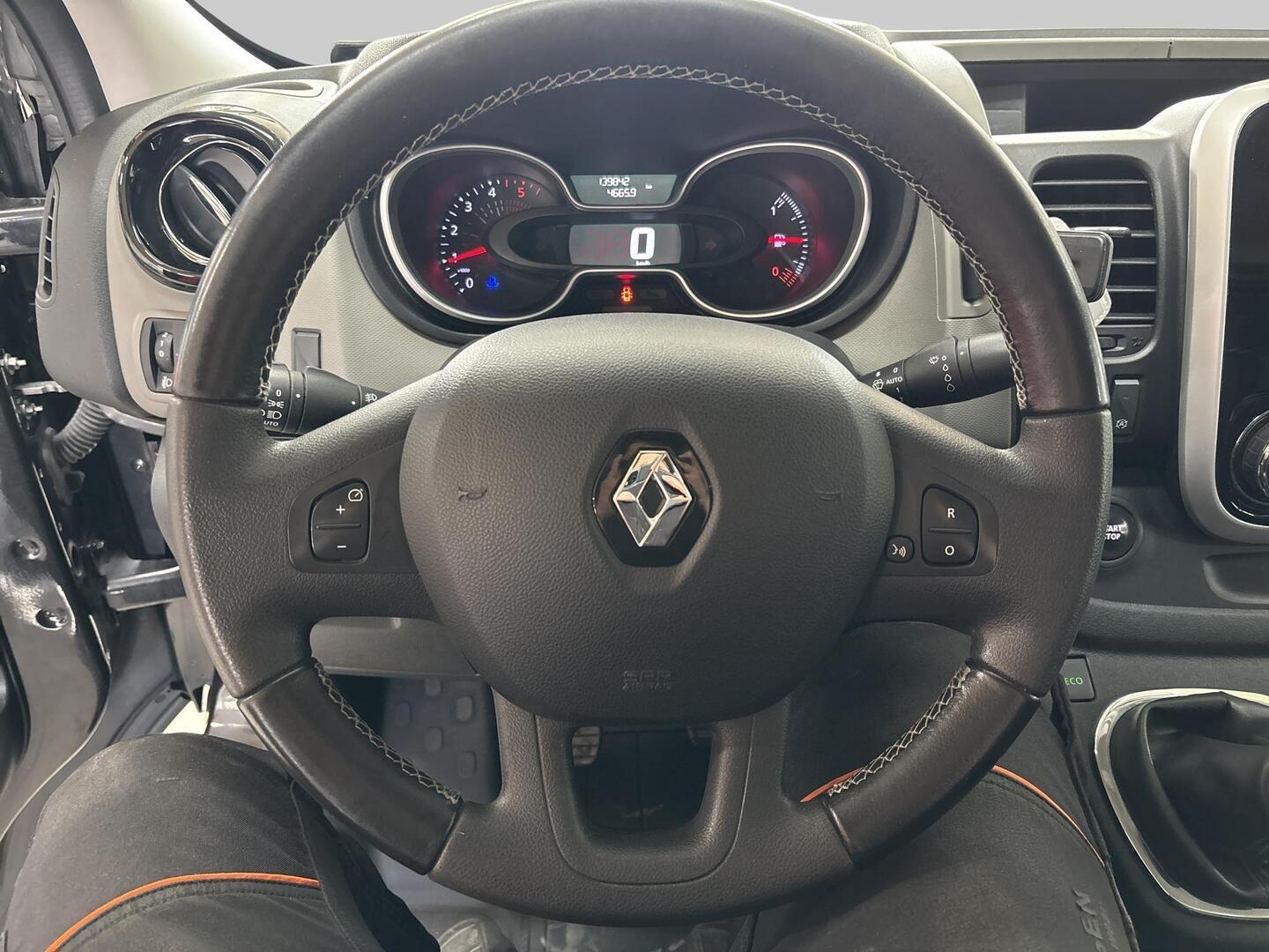 RENAULT Trafic 2018