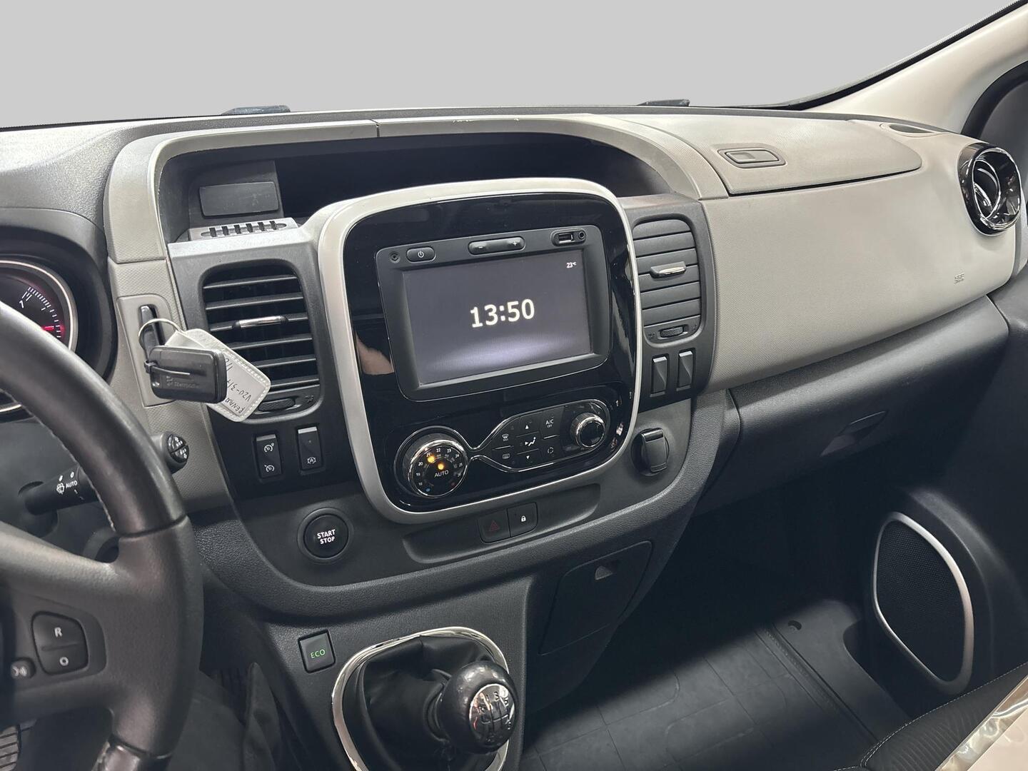 RENAULT Trafic 2018