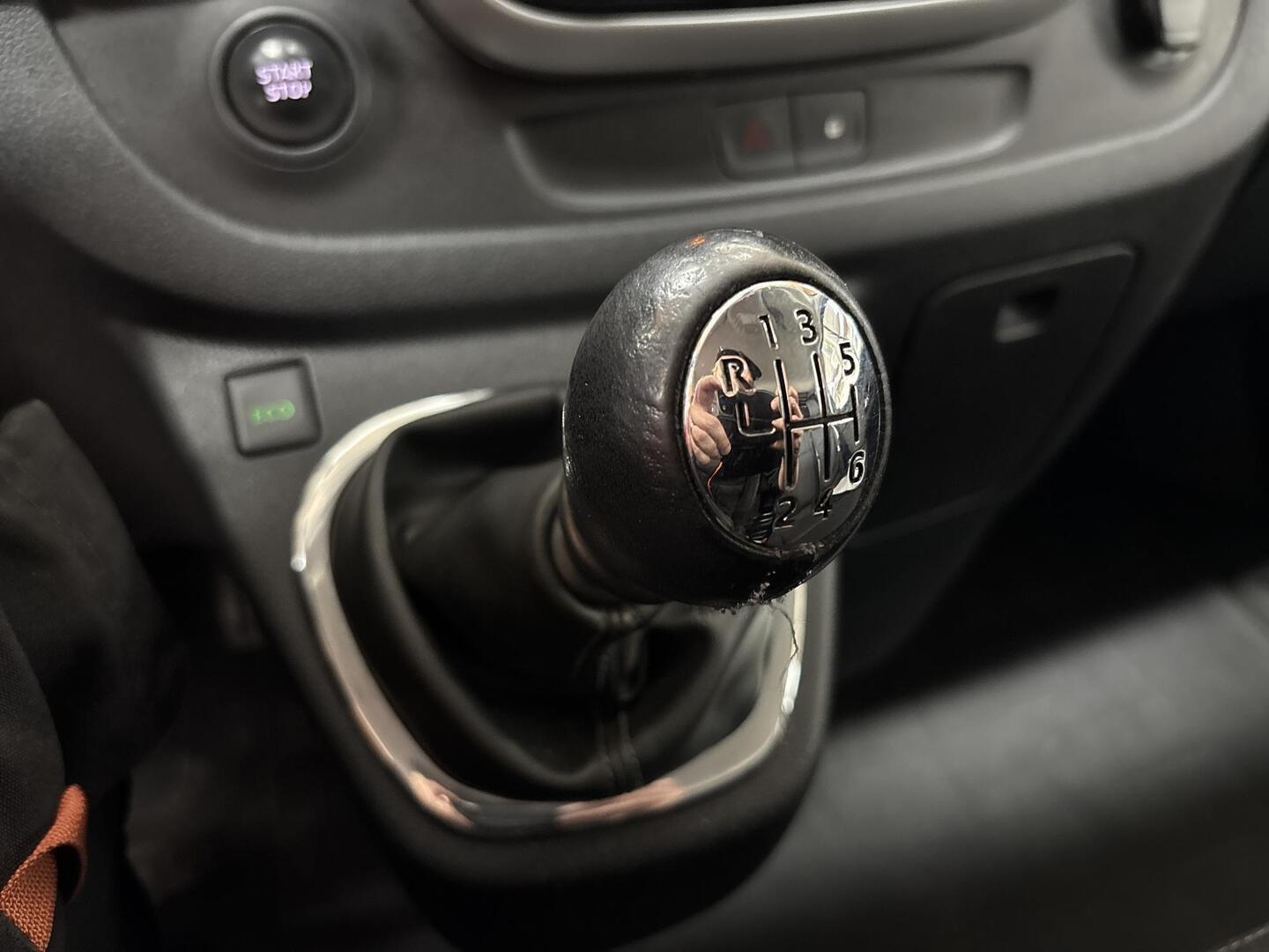 RENAULT Trafic 2018