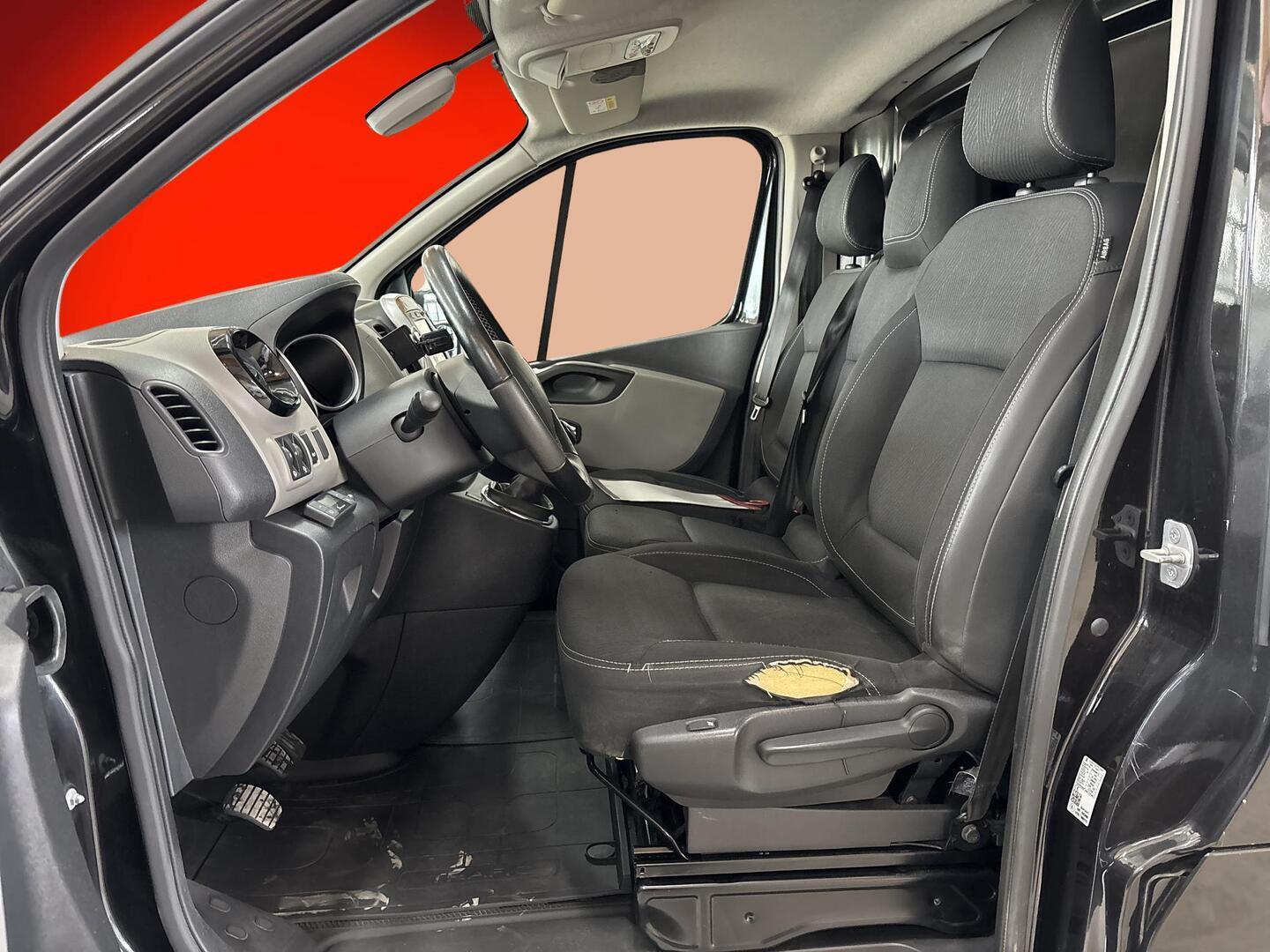 RENAULT Trafic 2018