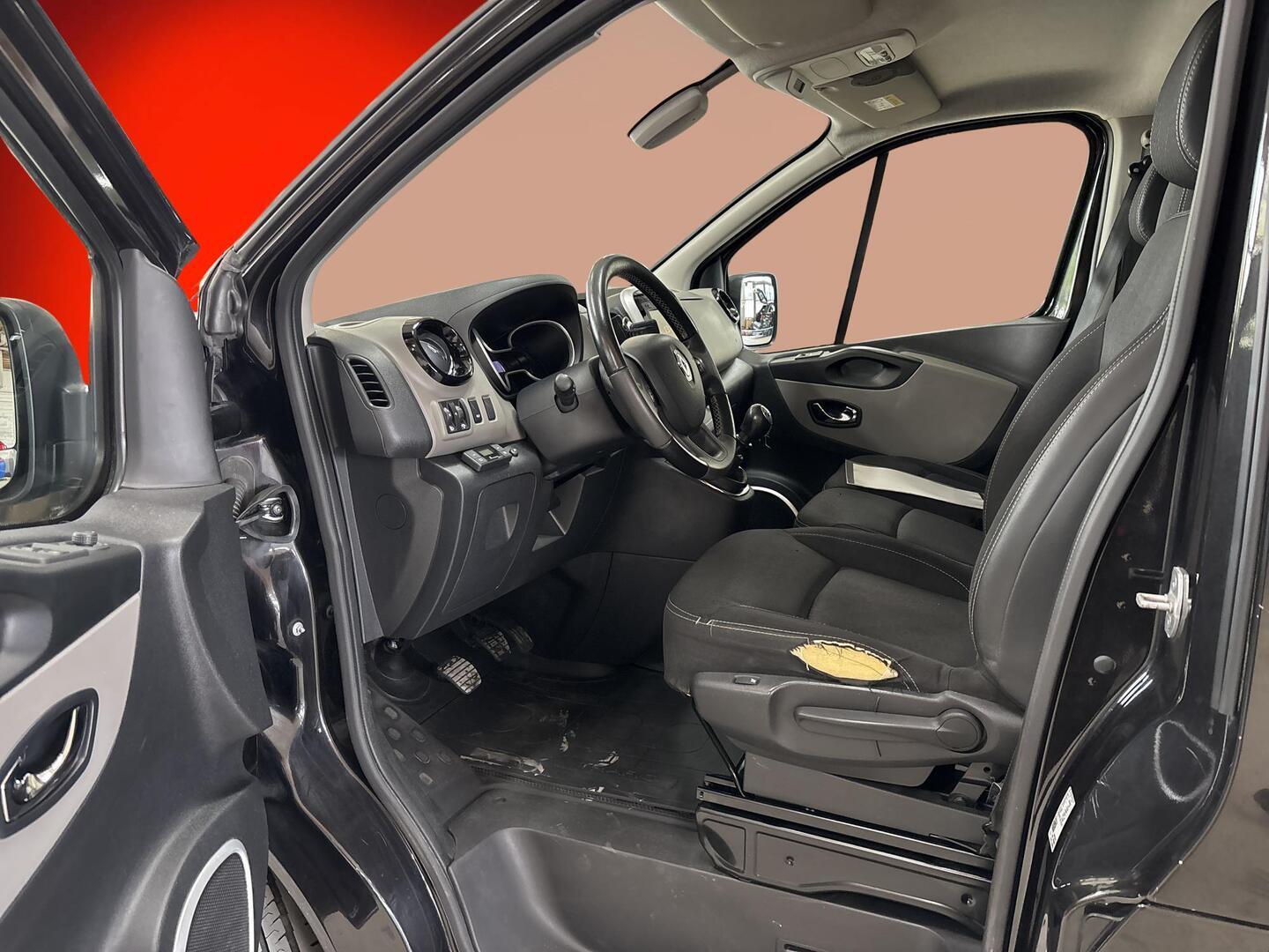 RENAULT Trafic 2018