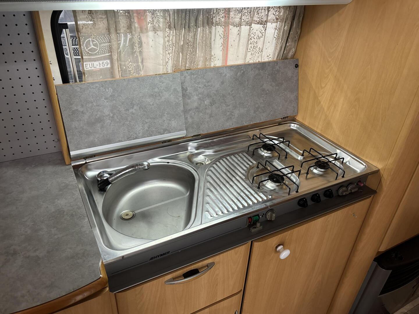 HYMER Eriba Nova 2000