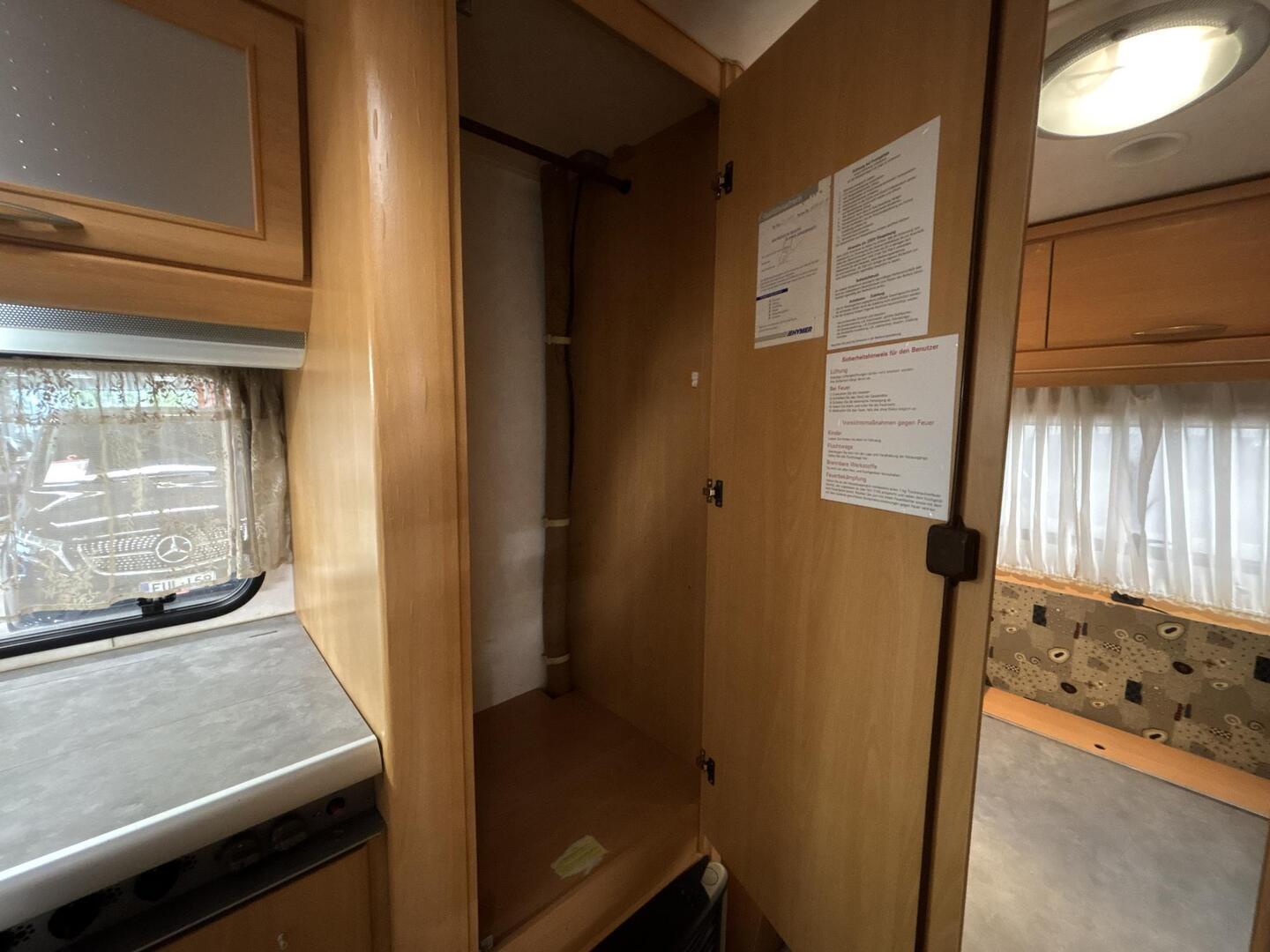 HYMER Eriba Nova 2000