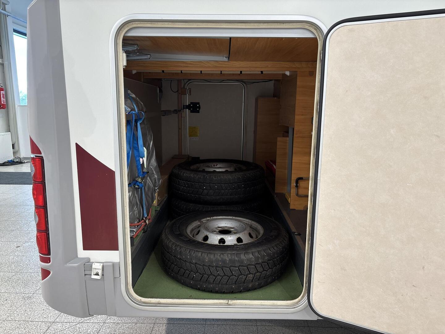 ADRIA Coral Red 2009