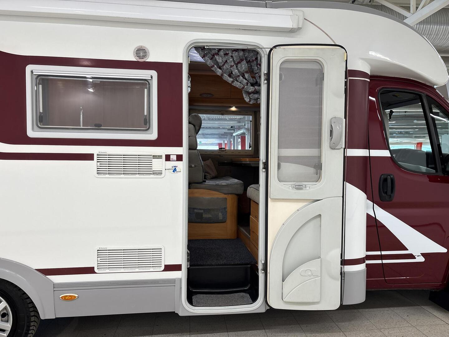 ADRIA Coral Red 2009