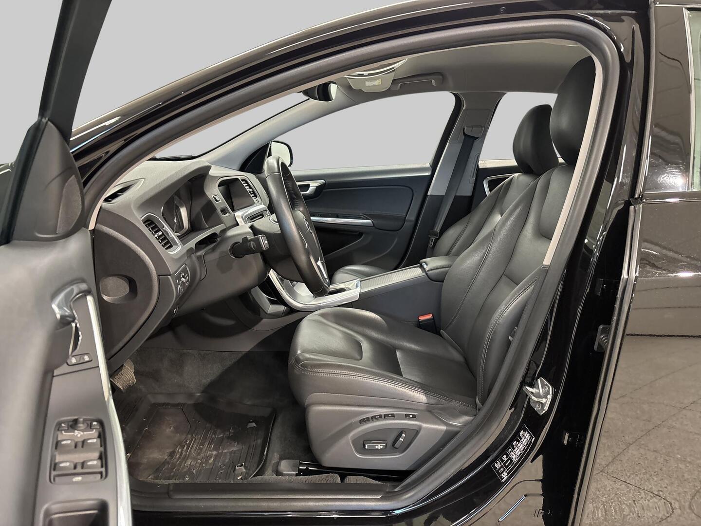VOLVO S60 Cross Country 2018