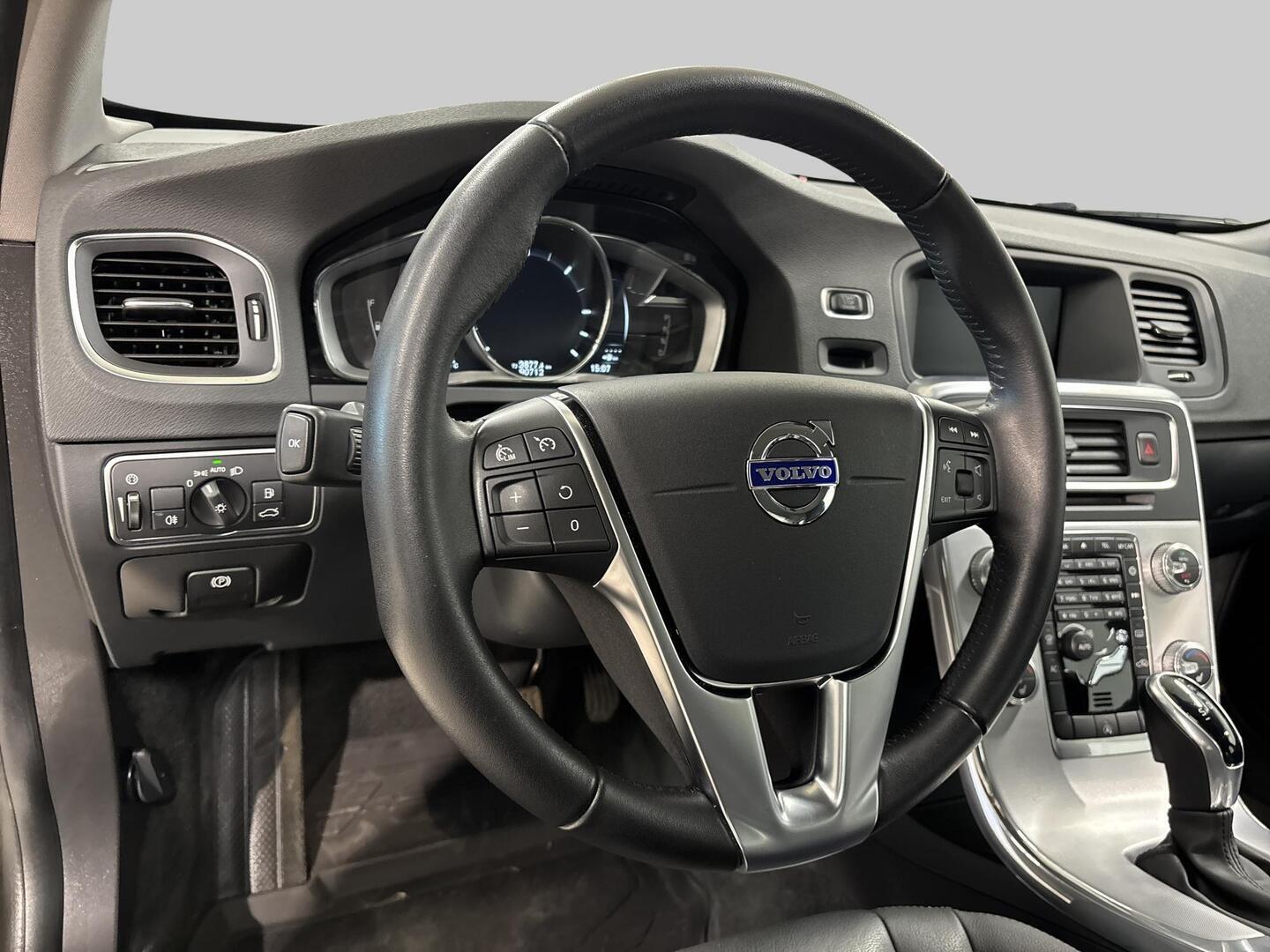 VOLVO S60 Cross Country 2018