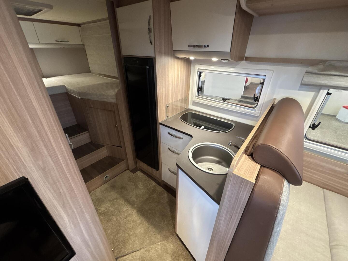 BÜRSTNER BT 7263 2022