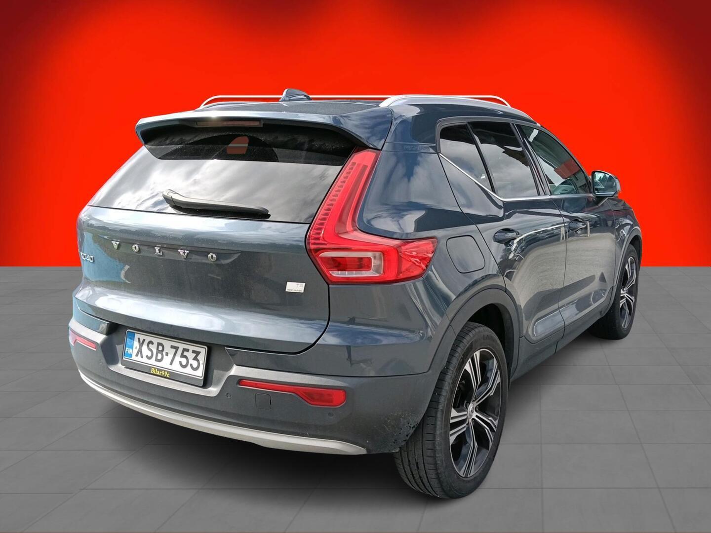 VOLVO XC40 2020