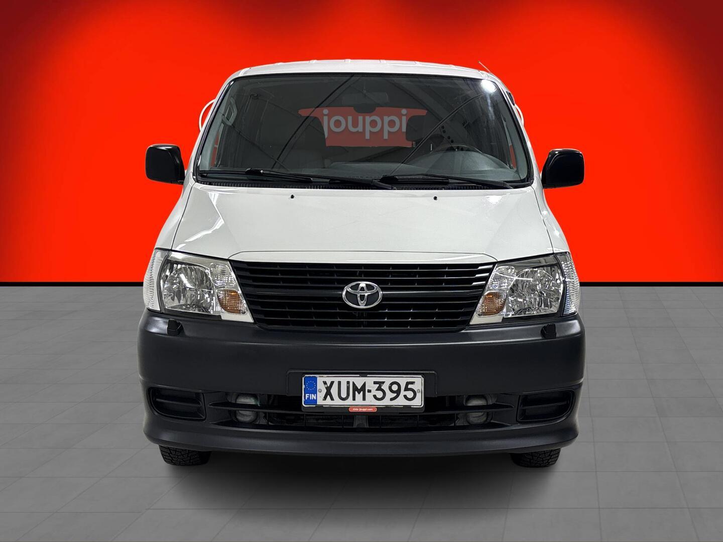 TOYOTA Hiace 2008