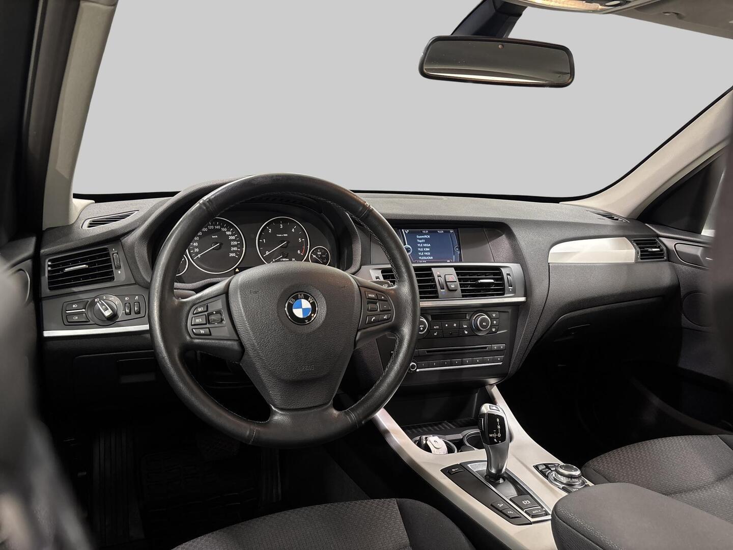 BMW X3 2011