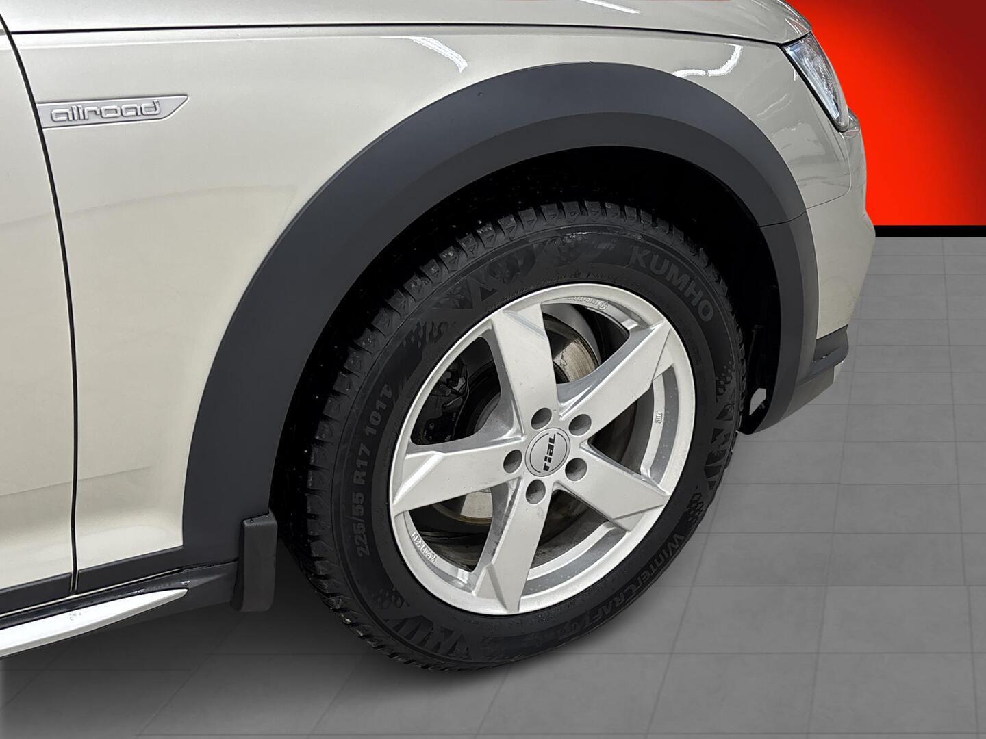 AUDI A4 allroad quattro 2017