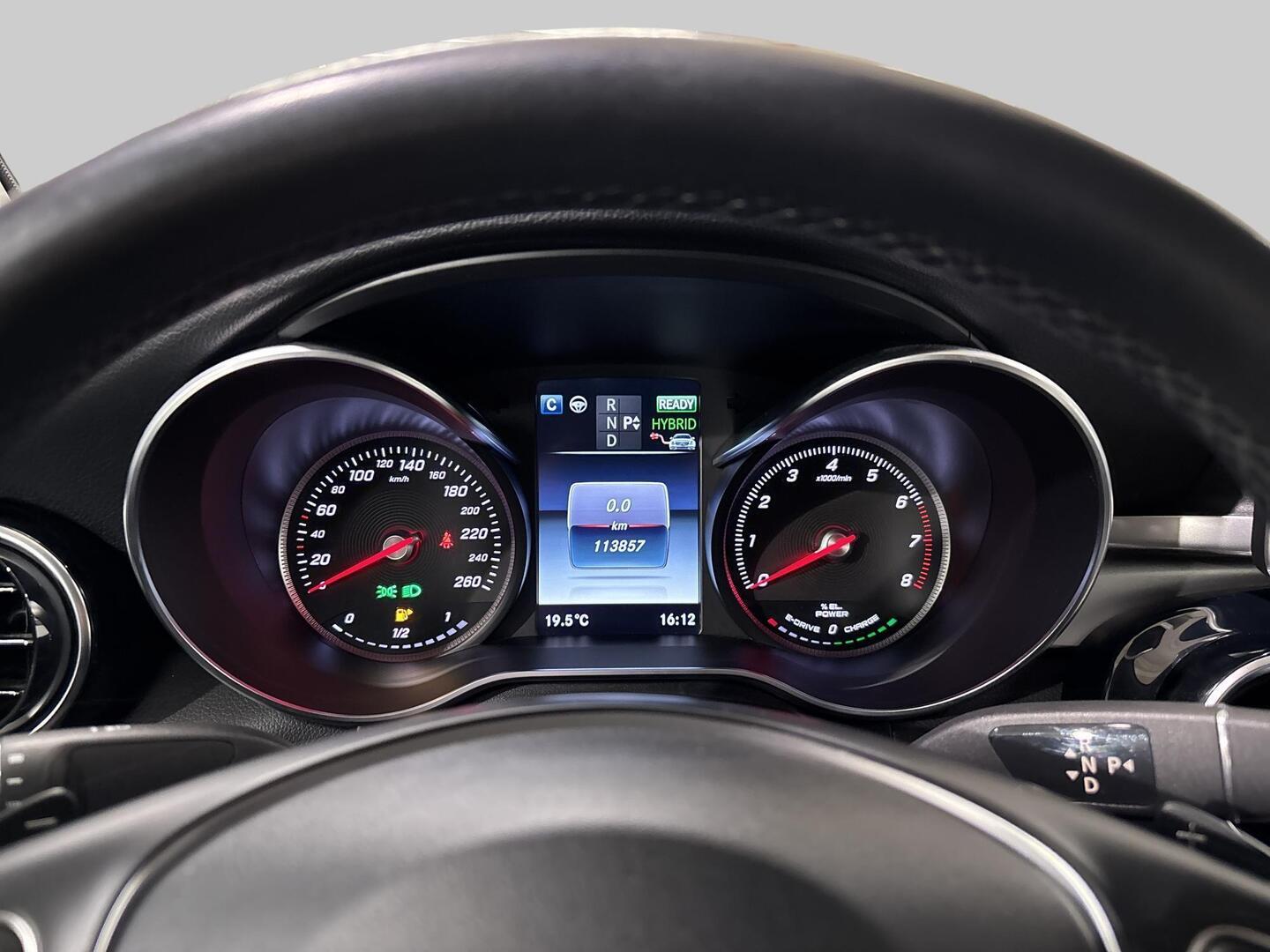 MERCEDES-BENZ GLC 2018