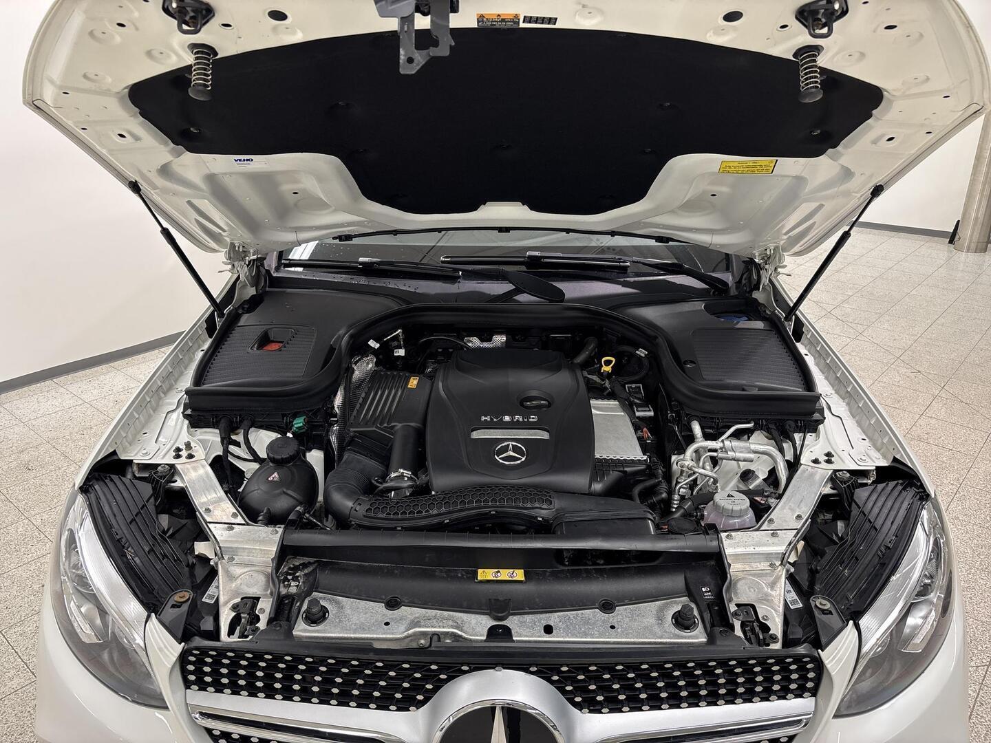 MERCEDES-BENZ GLC 2018