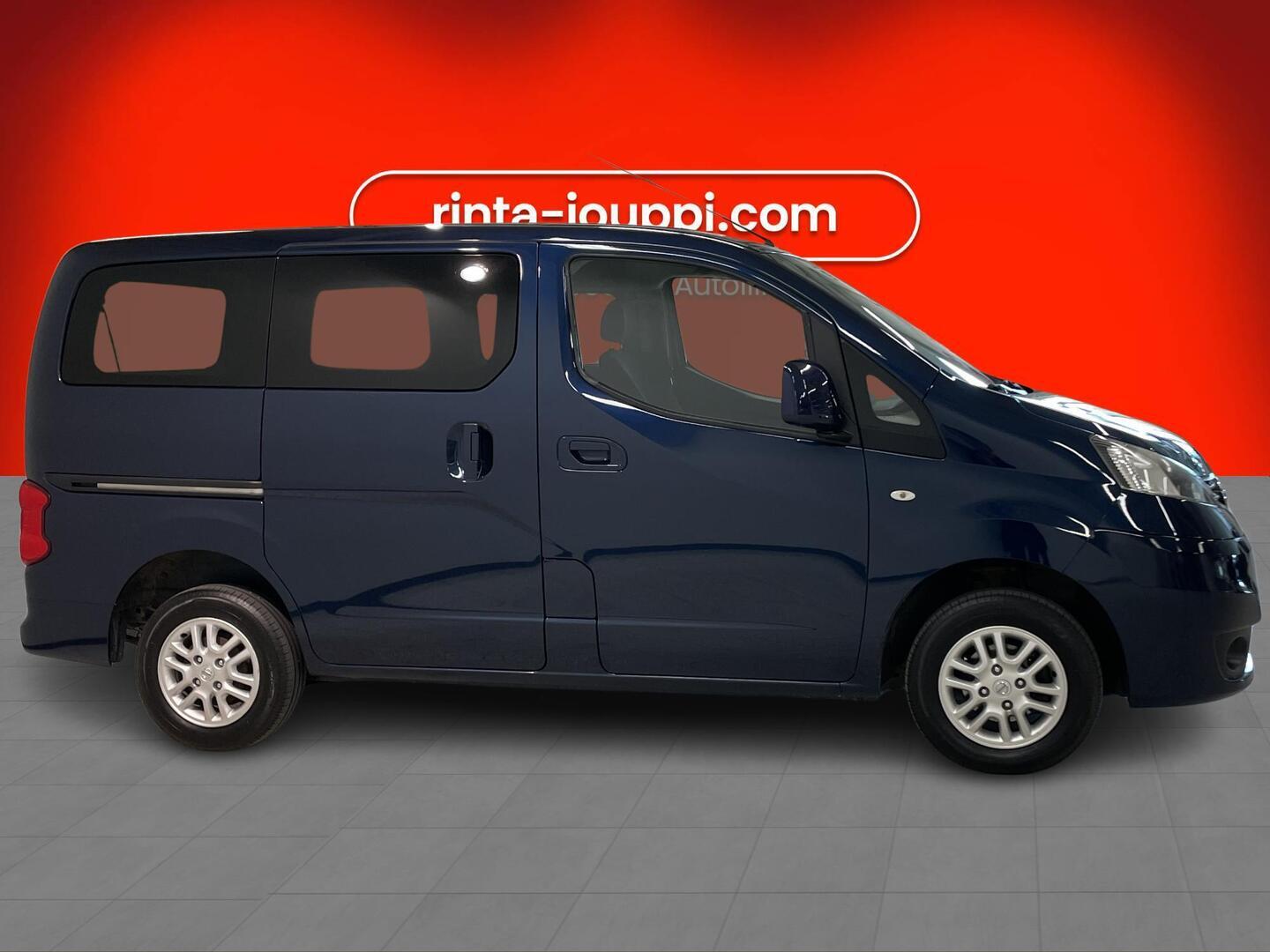 NISSAN NV200 2013