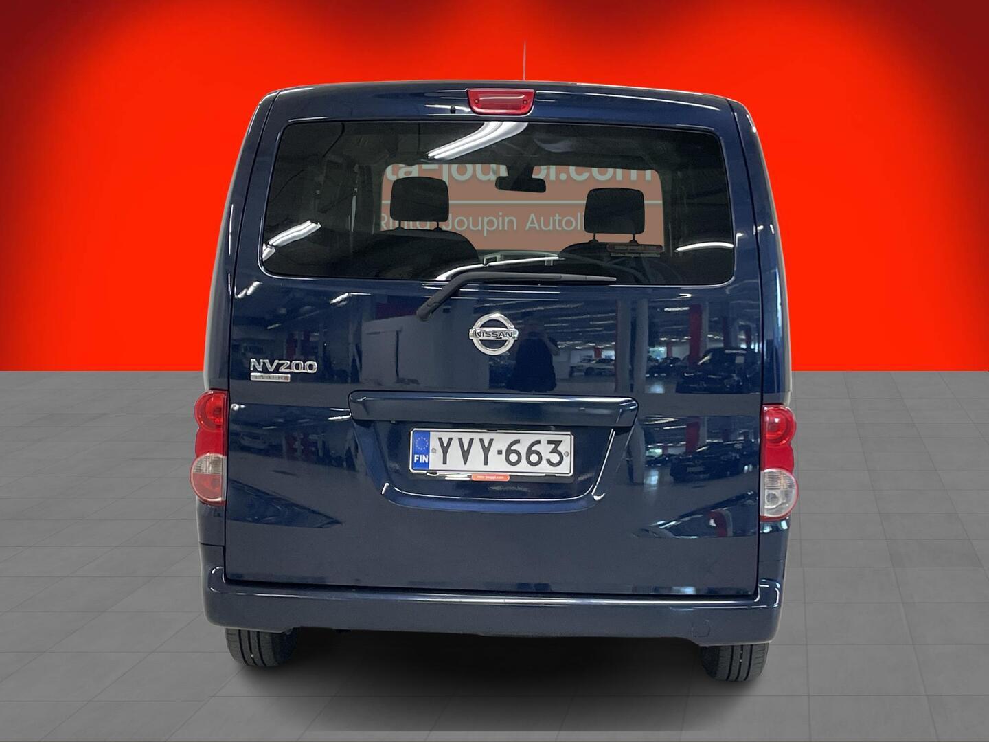 NISSAN NV200 2013