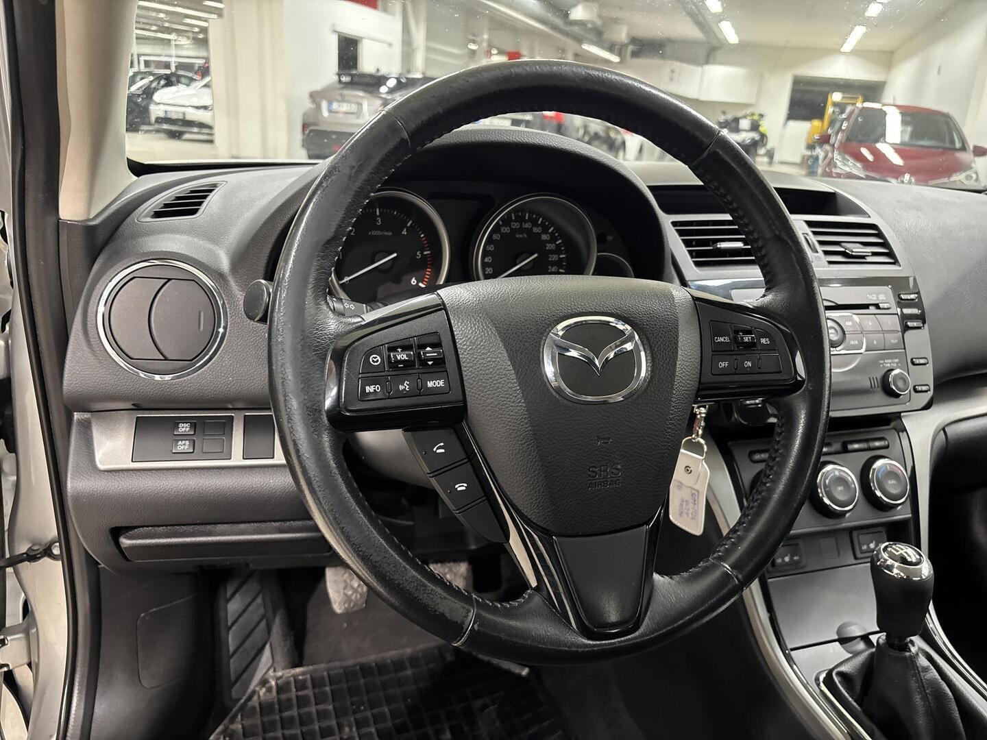 MAZDA 6 2011