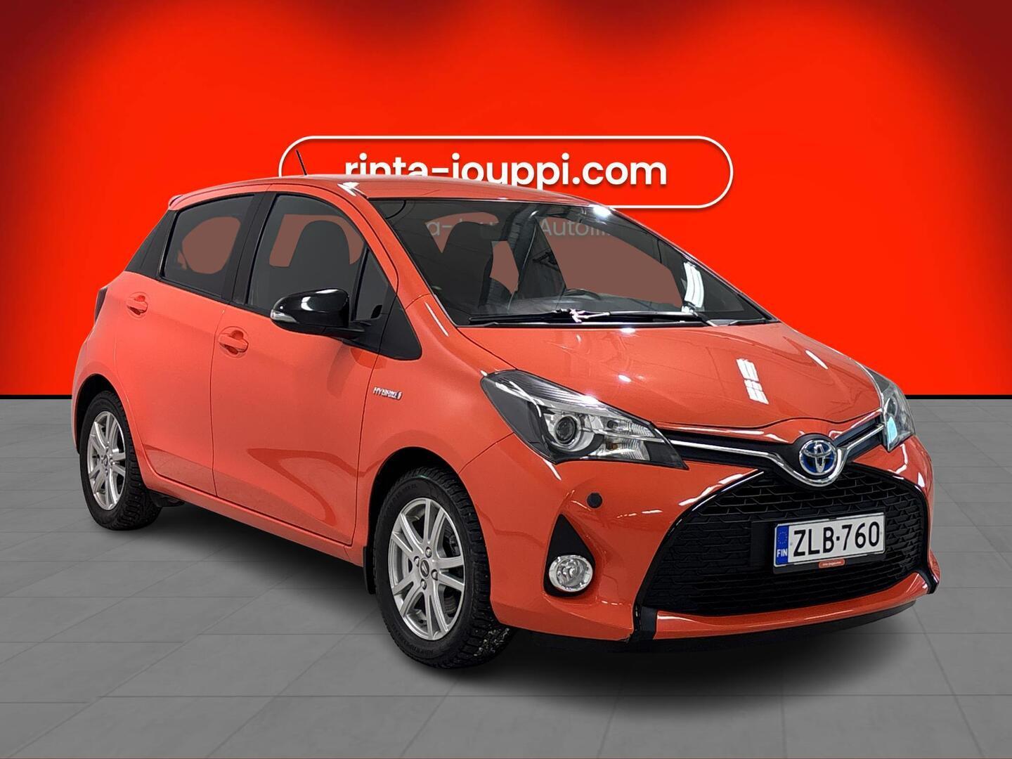 TOYOTA Yaris 2016