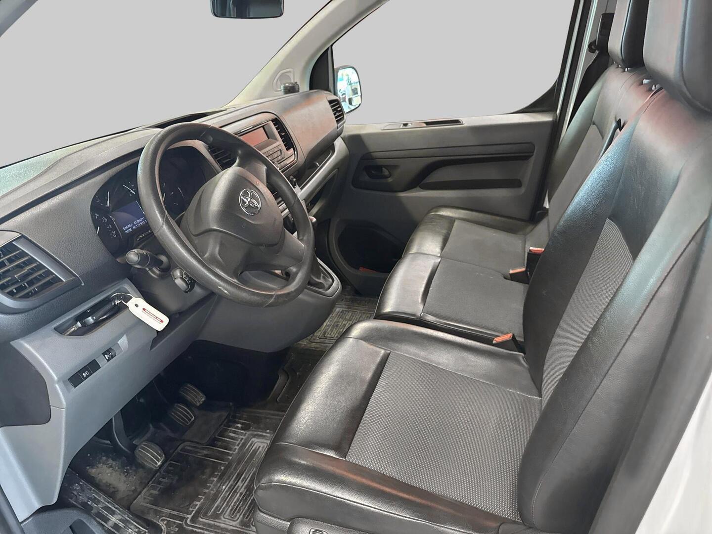 TOYOTA Proace 2018