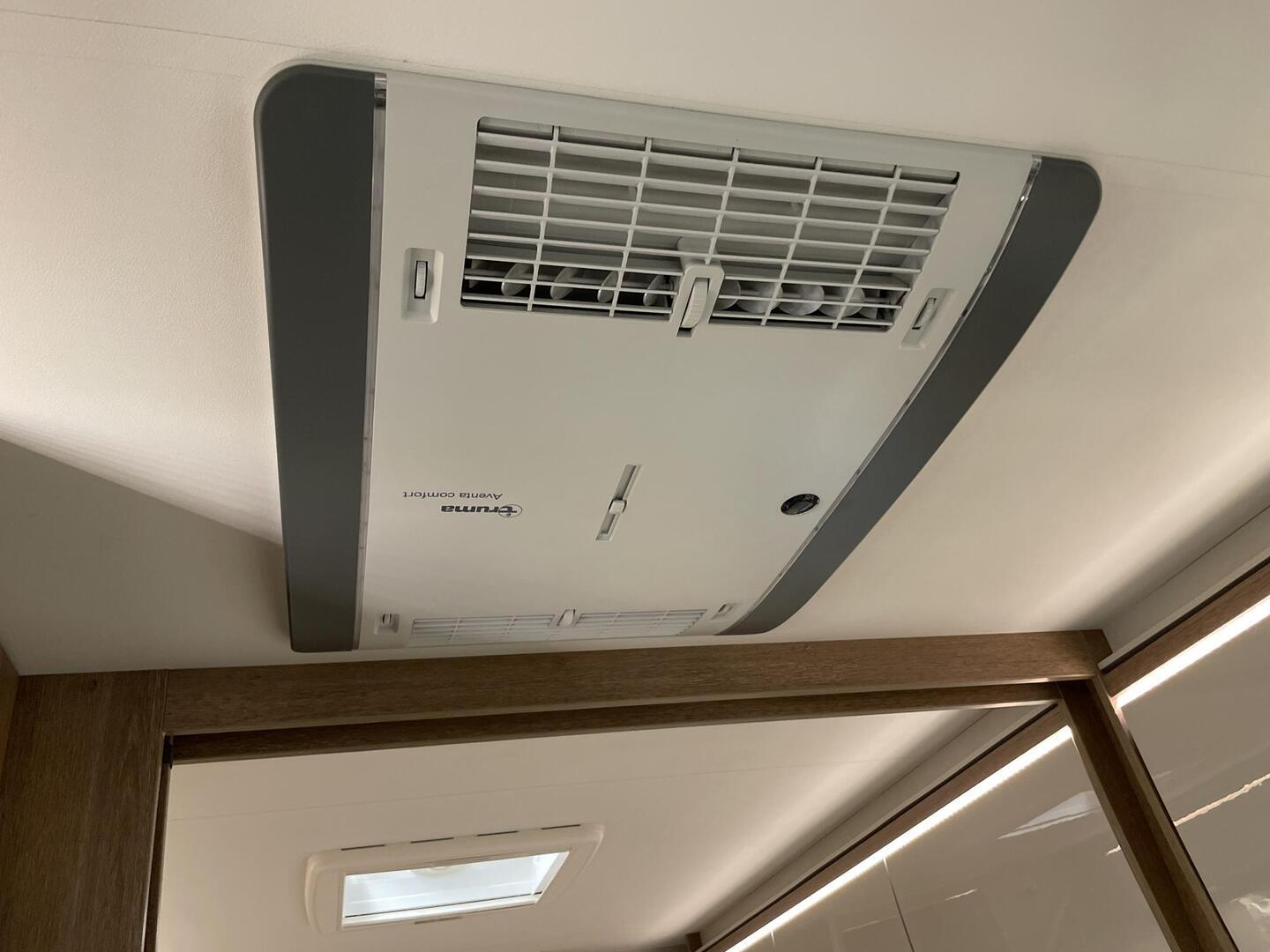 DETHLEFFS Trend I7017 2019