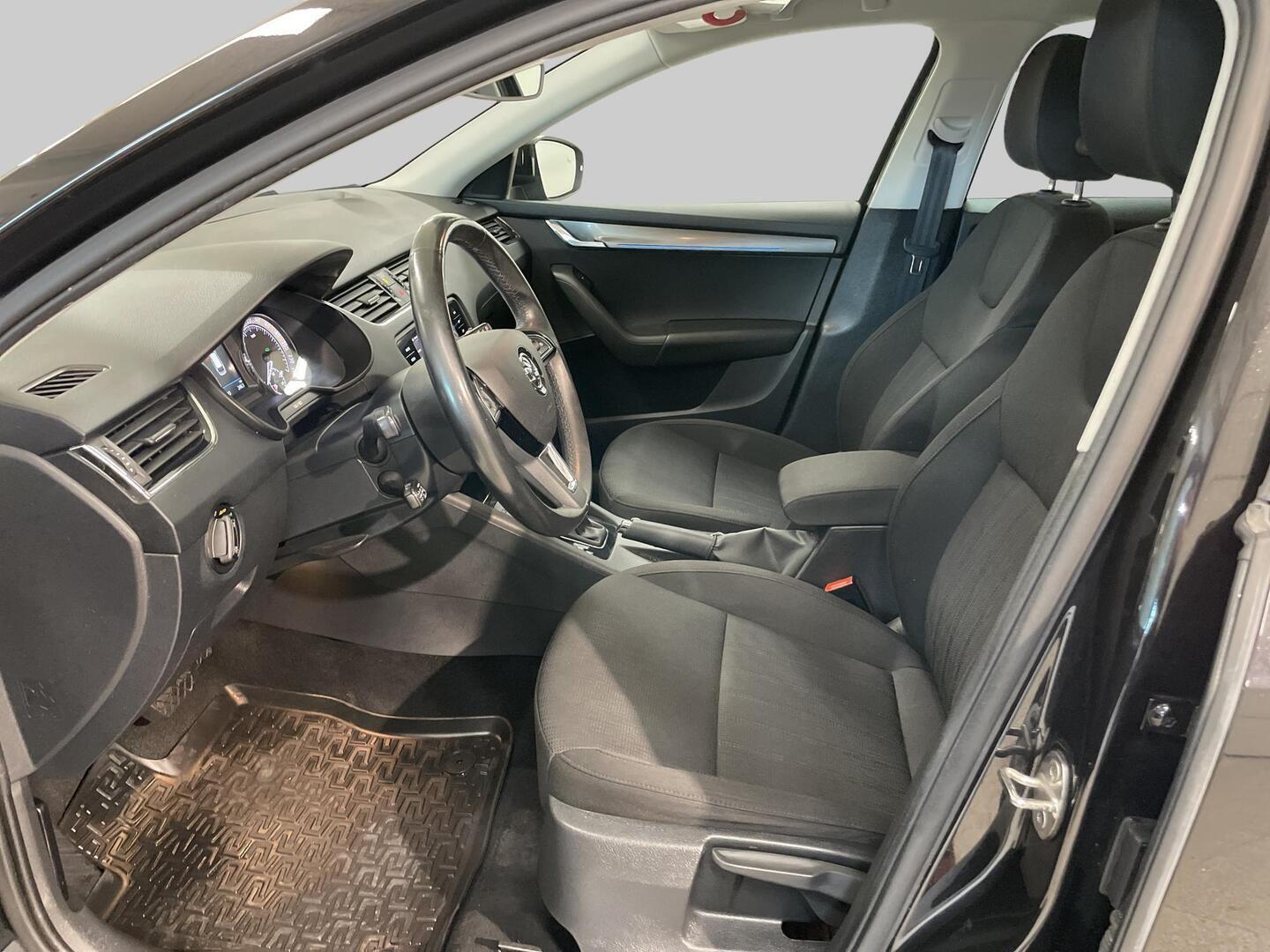 SKODA OCTAVIA 2020