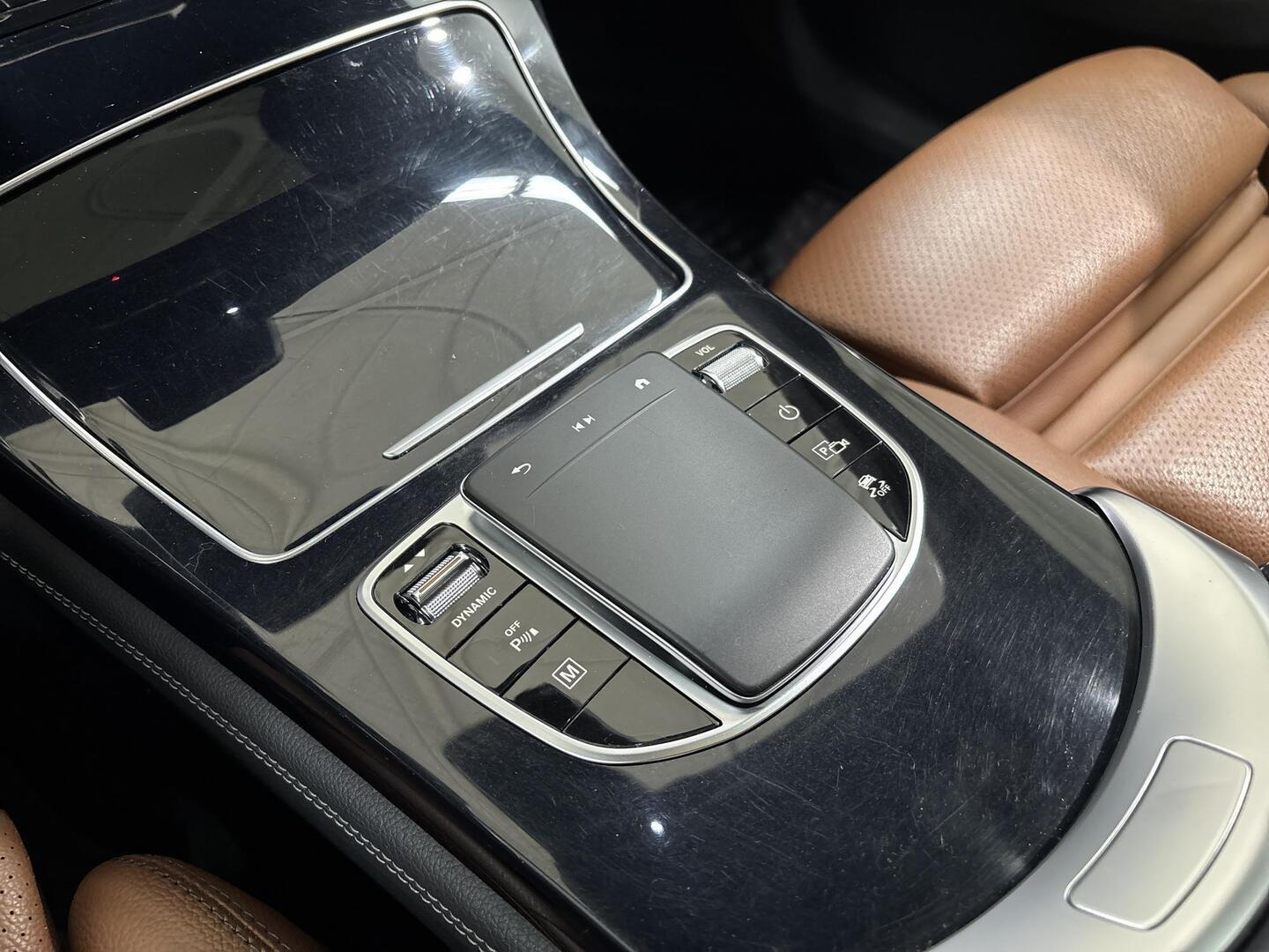 MERCEDES-BENZ GLC 2020